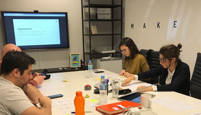 Context shapes content